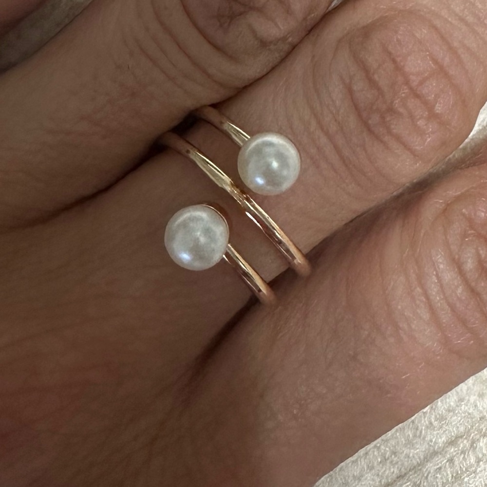 Boutique spiral ring